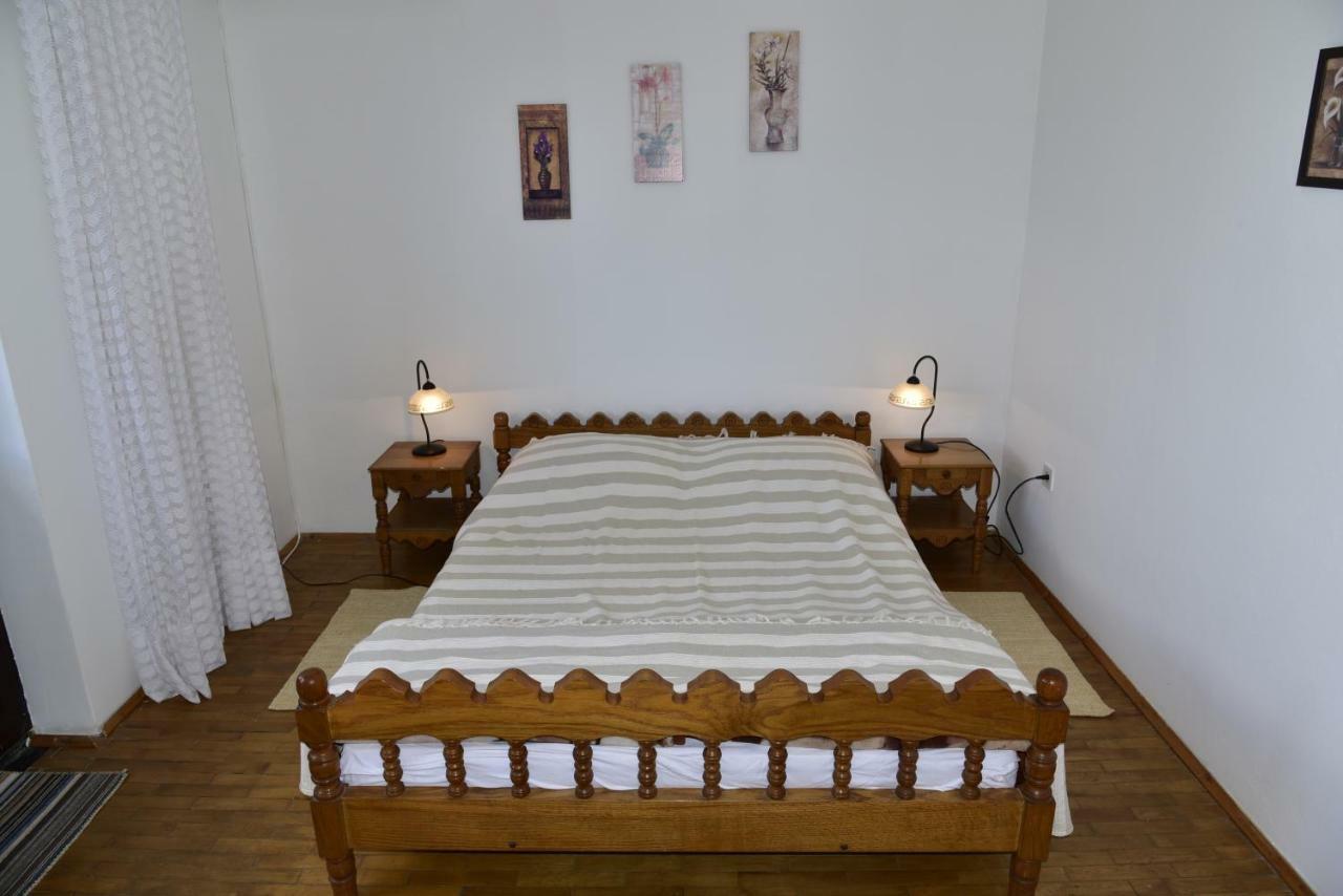 Apartment Palm Tree Malinska Ngoại thất bức ảnh